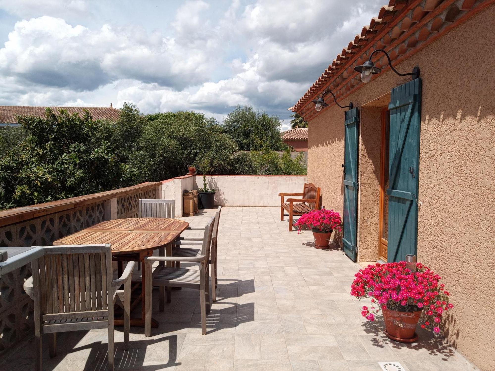 Olive View Villa Puissalicon Exterior foto